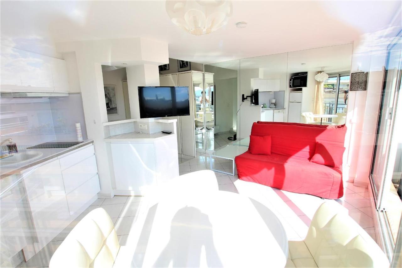 Nice Apartment Last Floor With Terrace And Clear View On The Sea Cannes Exterior foto