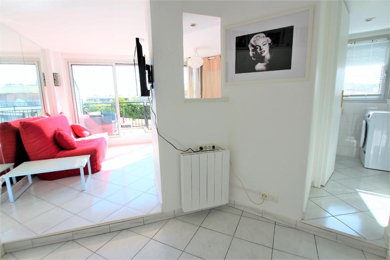 Nice Apartment Last Floor With Terrace And Clear View On The Sea Cannes Exterior foto